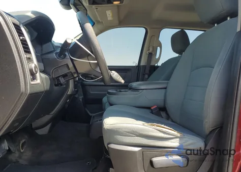 2016 Ram 1500 St z USA, uszkodzony, nr VIN 1C6RR6KT6GS215962